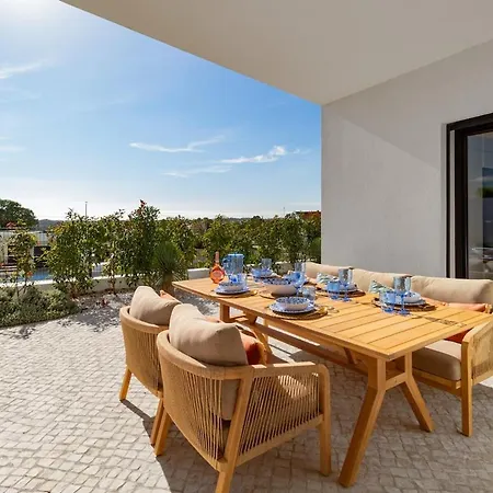 Villa Luxury With Heated Pool Nadadouro