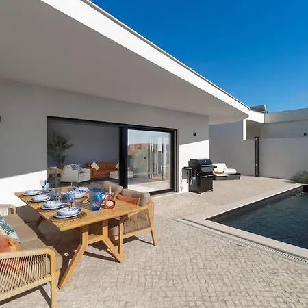 Casa Christina Silver Coast - Luxury With Heated Pool Villa