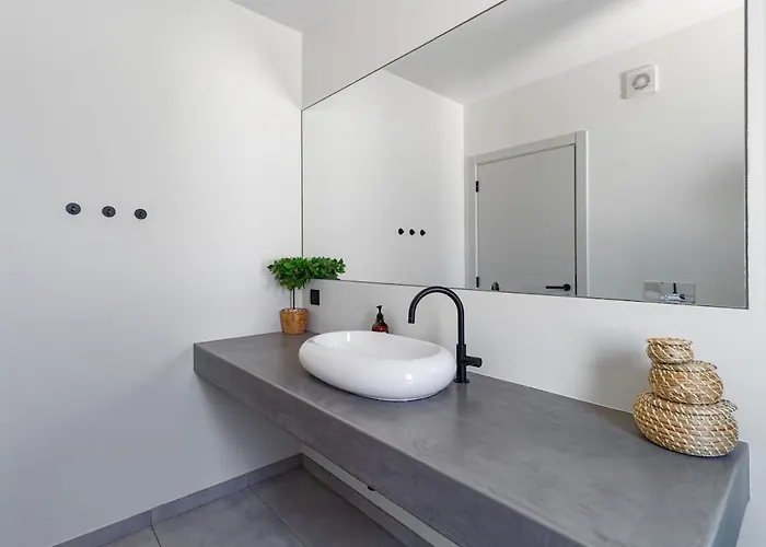 Casa Christina Silver Coast - Luxury With Heated Pool Villa