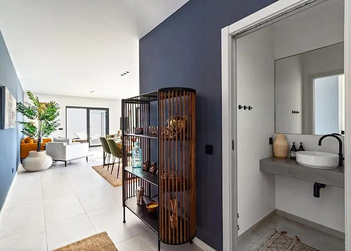 Villa Casa Christina Silver Coast - Luxury With Heated Pool *