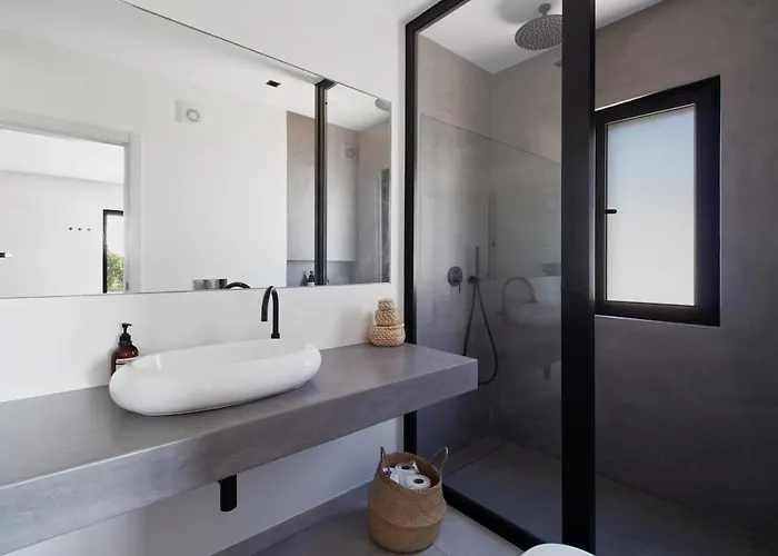 Casa Christina Silver Coast - Luxury With Heated Pool Villa